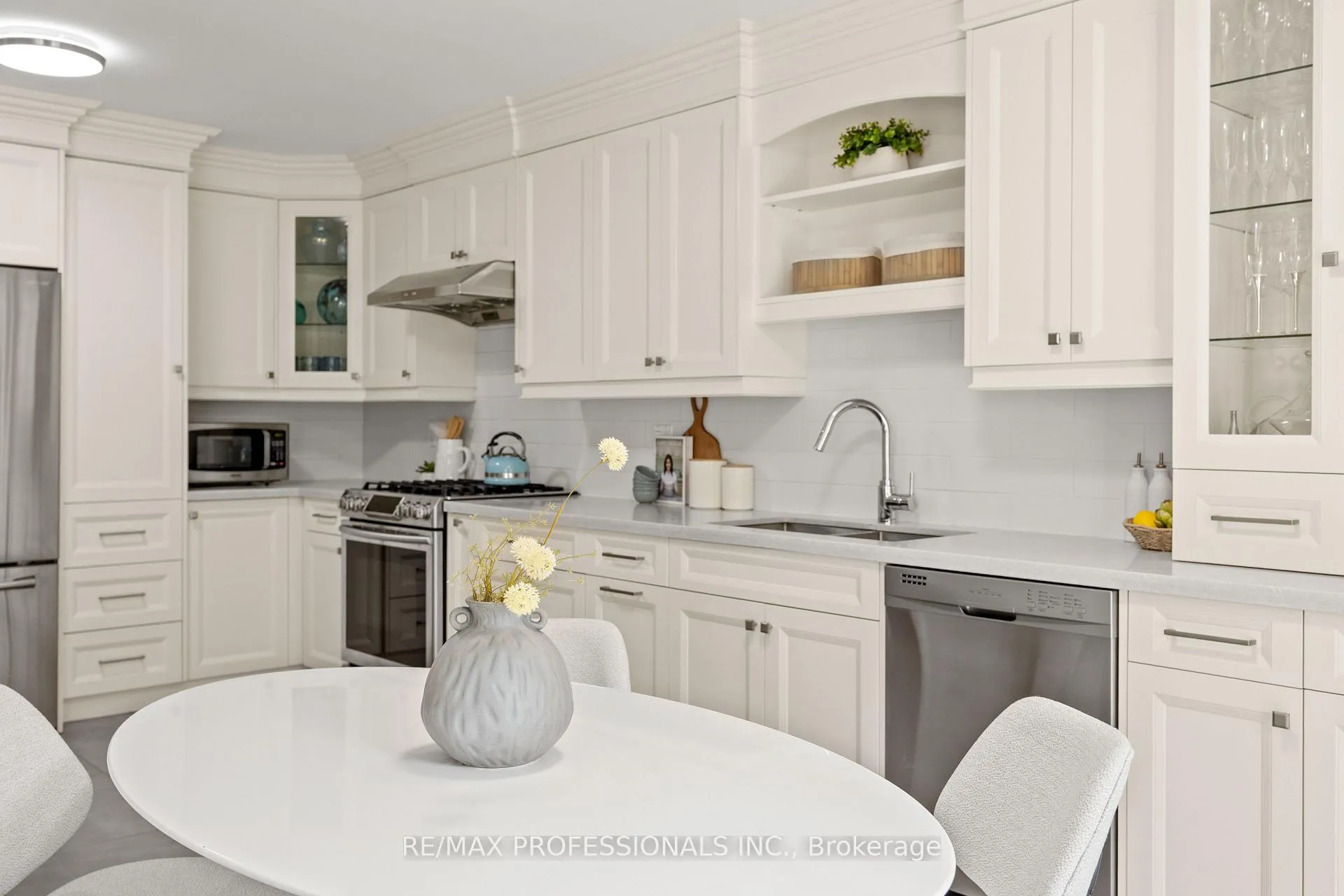 Photo 15 of 152 Ashton Drive, Vaughan, Maple — HOMEH
