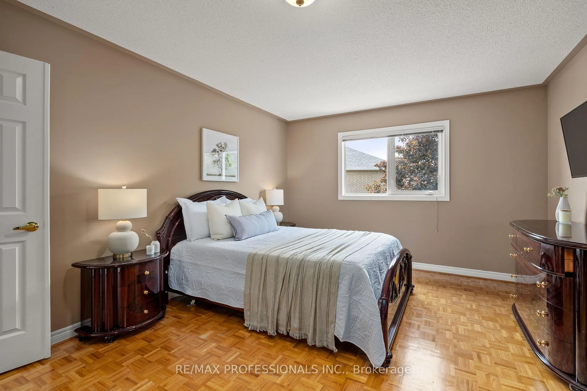 Photo 25 of 152 Ashton Drive, Vaughan, Maple — HOMEH