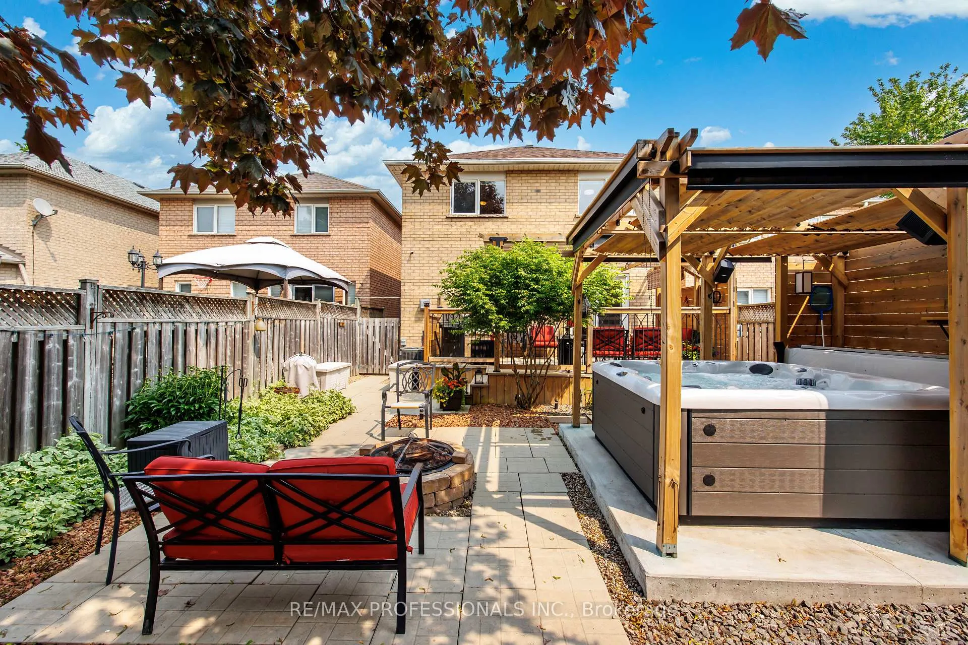 Photo 43 of 152 Ashton Drive, Vaughan, Maple — HOMEH