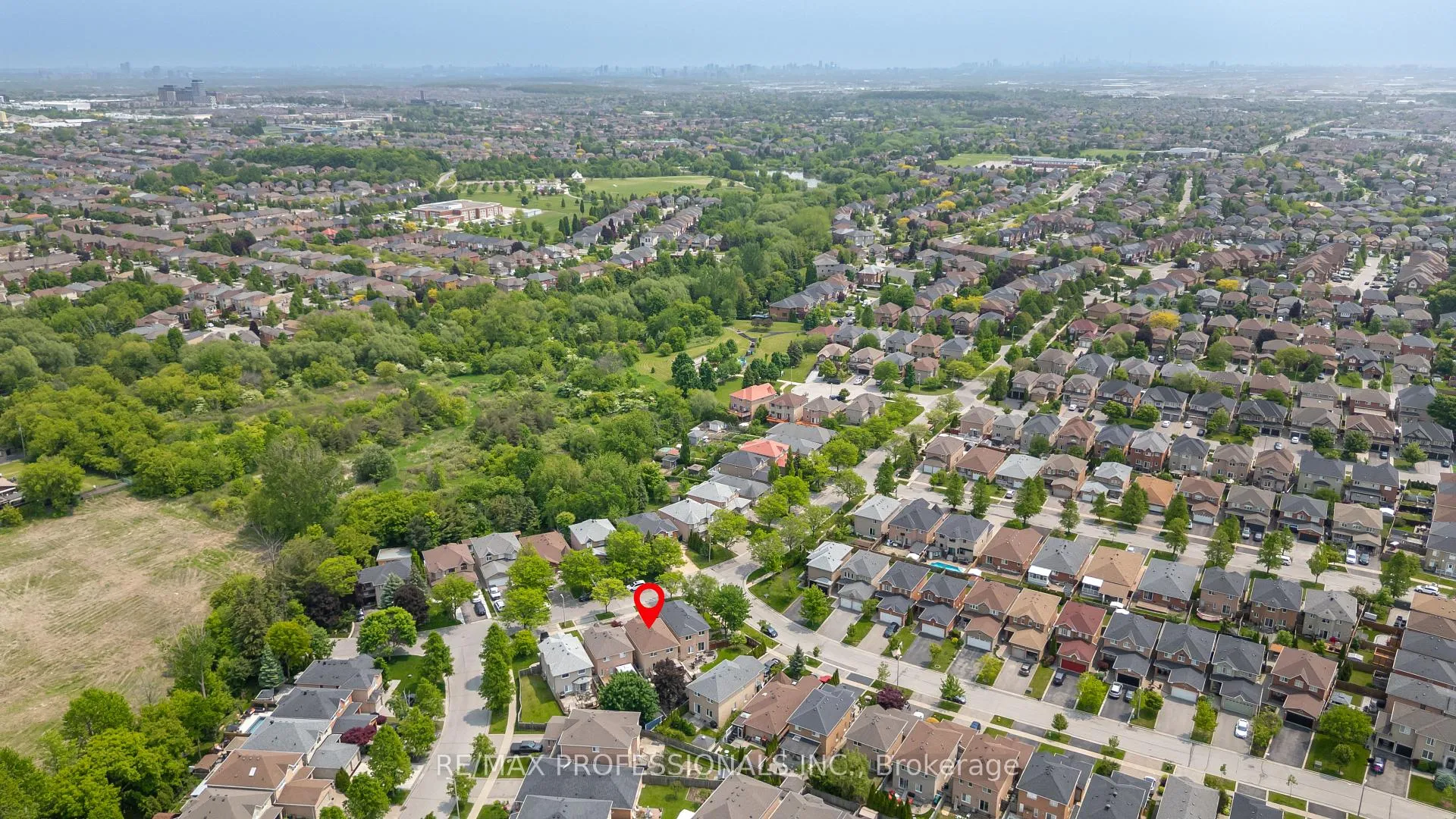 Photo 46 of 152 Ashton Drive, Vaughan, Maple — HOMEH