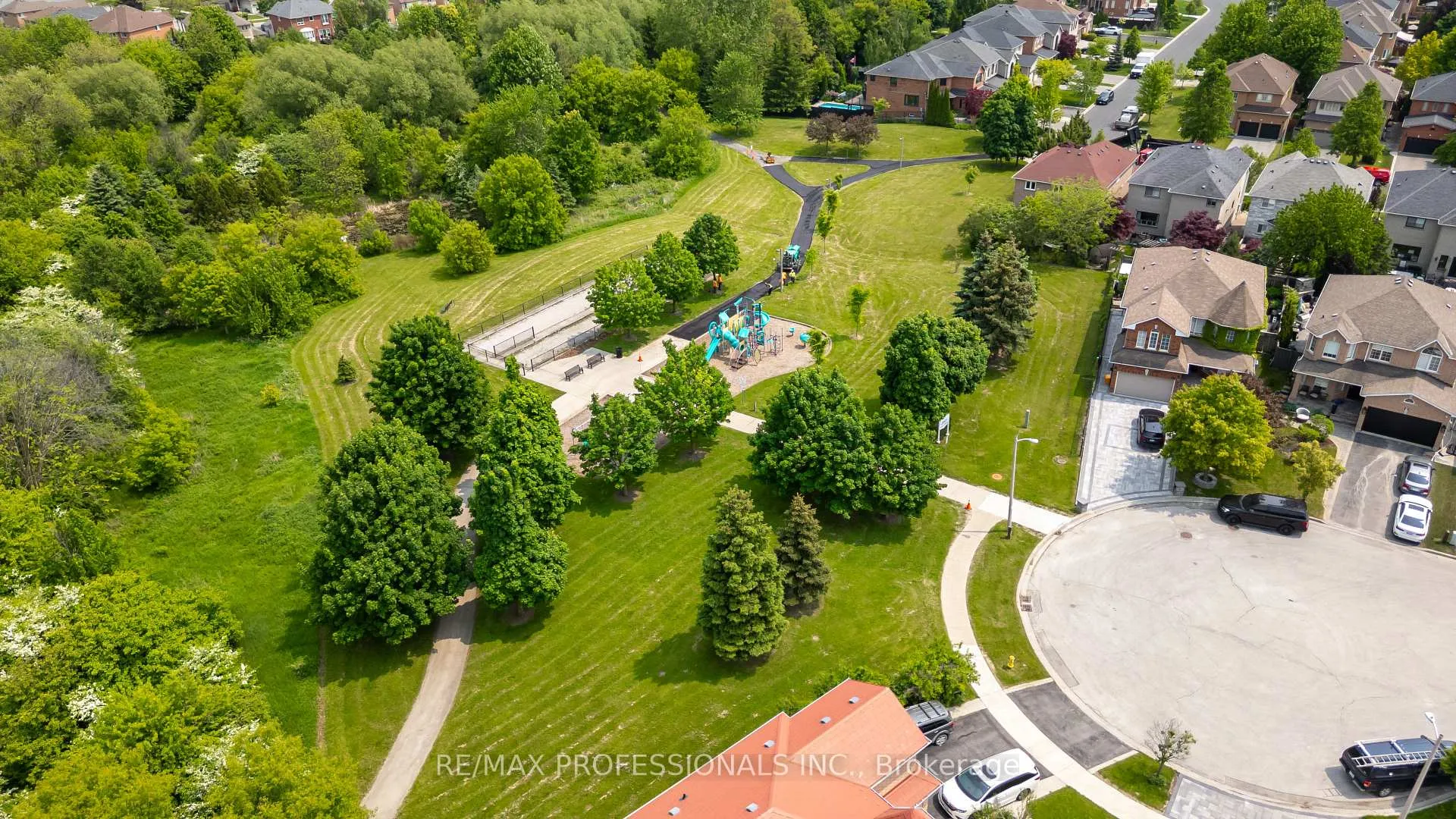 Photo 49 of 152 Ashton Drive, Vaughan, Maple — HOMEH