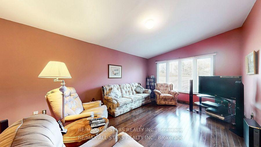 Photo 9 of 337 Feasby Road, Uxbridge, Rural Uxbridge — HOMEH