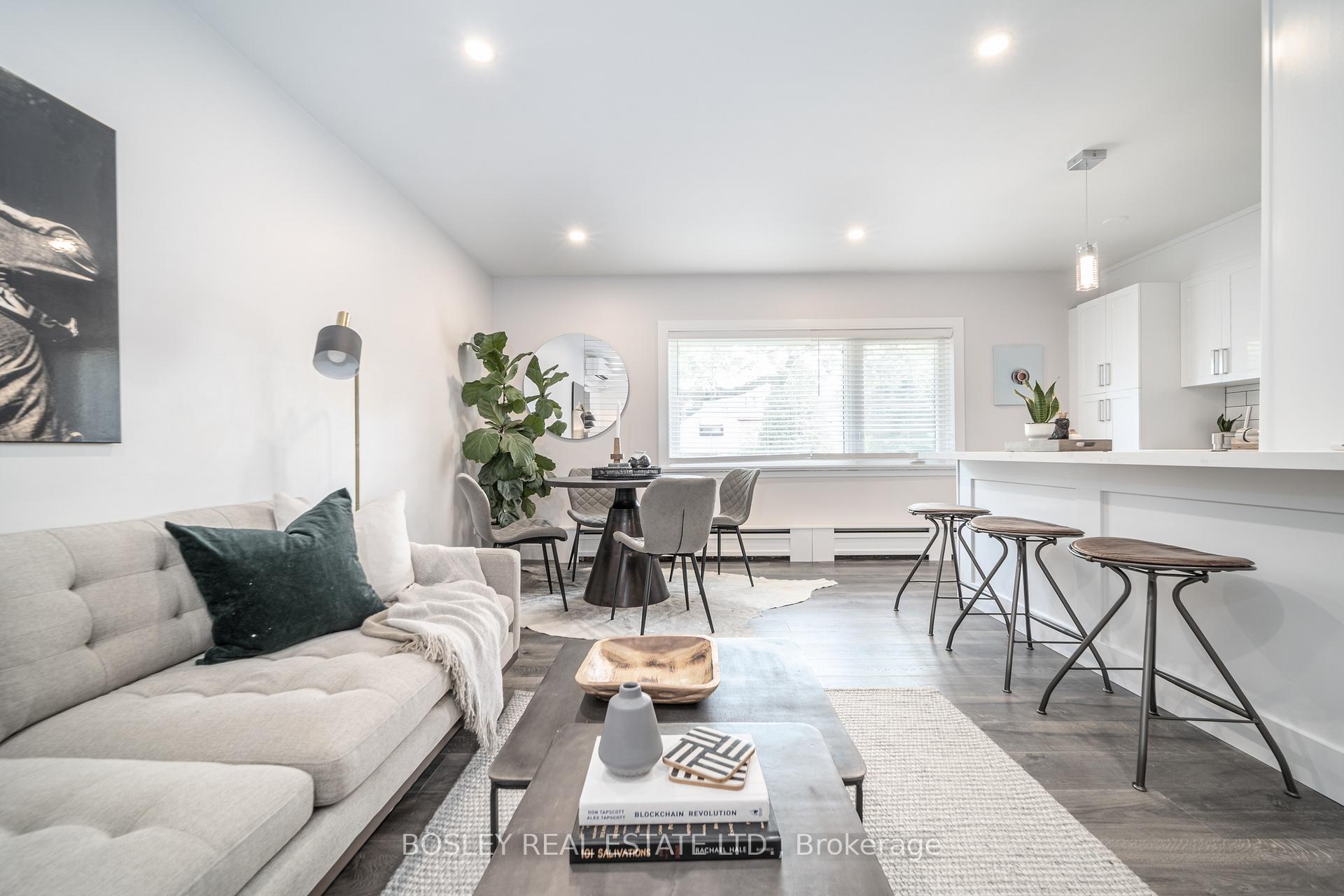 Photo 2 of Unit 3, 42 Cavell Avenue, Etobicoke, Mimico — HOMEH