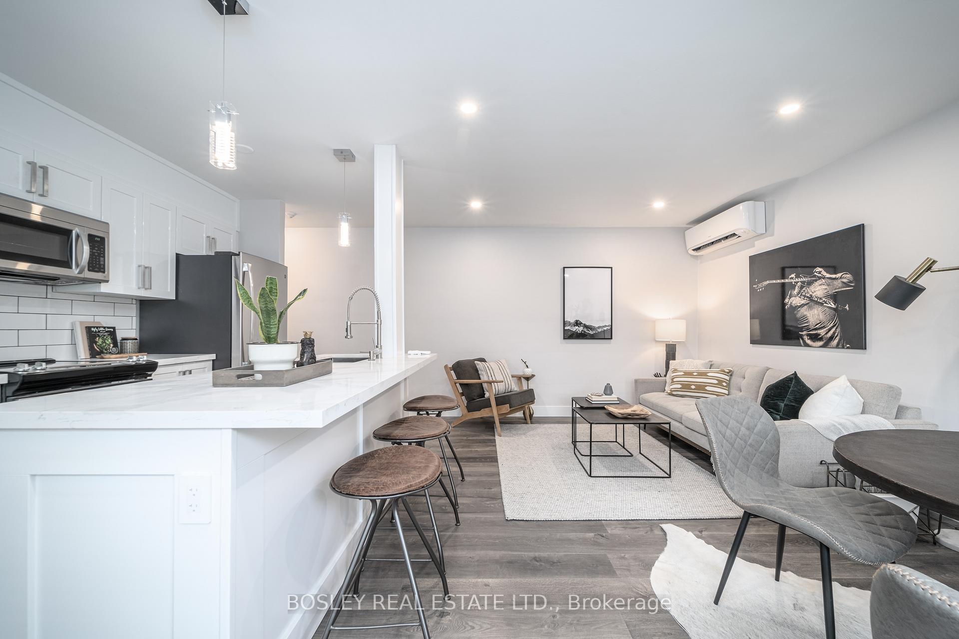 Photo 3 of Unit 3, 42 Cavell Avenue, Etobicoke, Mimico — HOMEH