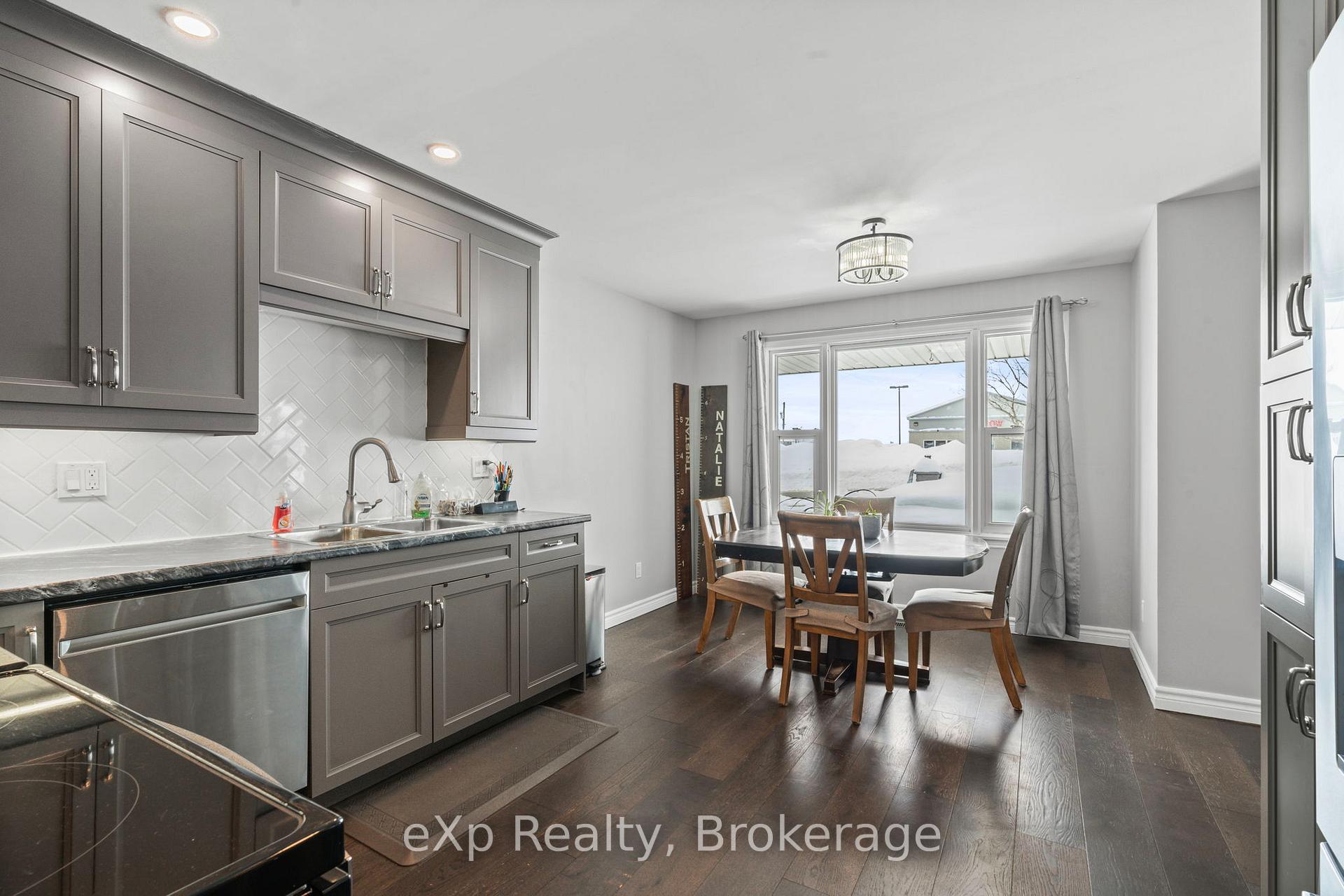Photo 7 of 361 1st Avenue S, Arran-Elderslie — HOMEH