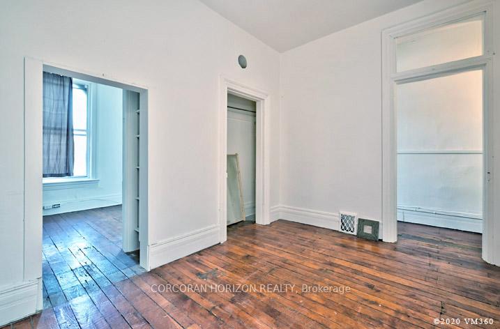 Photo 5 of Unit Upper, 391 Queen Street W, Toronto, Waterfront Communities — HOMEH