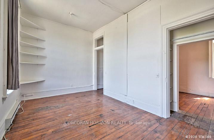 Photo 6 of Unit Upper, 391 Queen Street W, Toronto, Waterfront Communities — HOMEH
