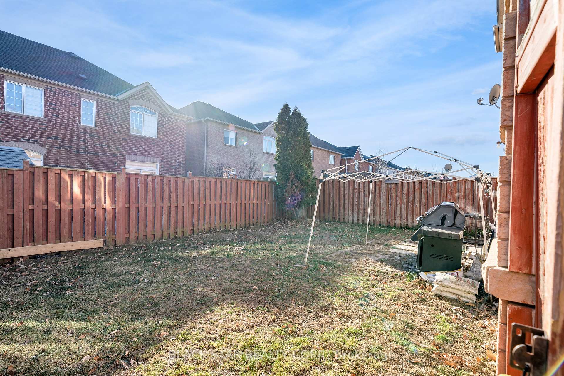 Photo 9 of 50 Dent Street, Ajax, Northwest Ajax — HOMEH
