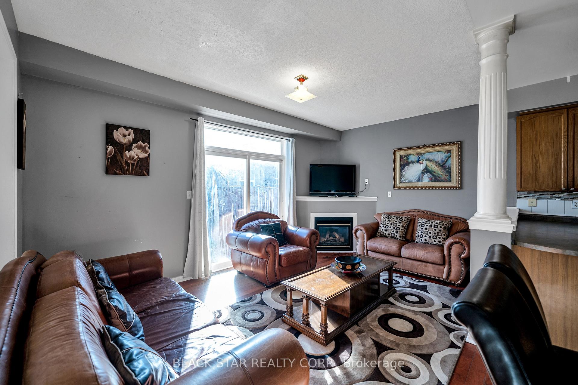 Photo 7 of 50 Dent Street, Ajax, Northwest Ajax — HOMEH