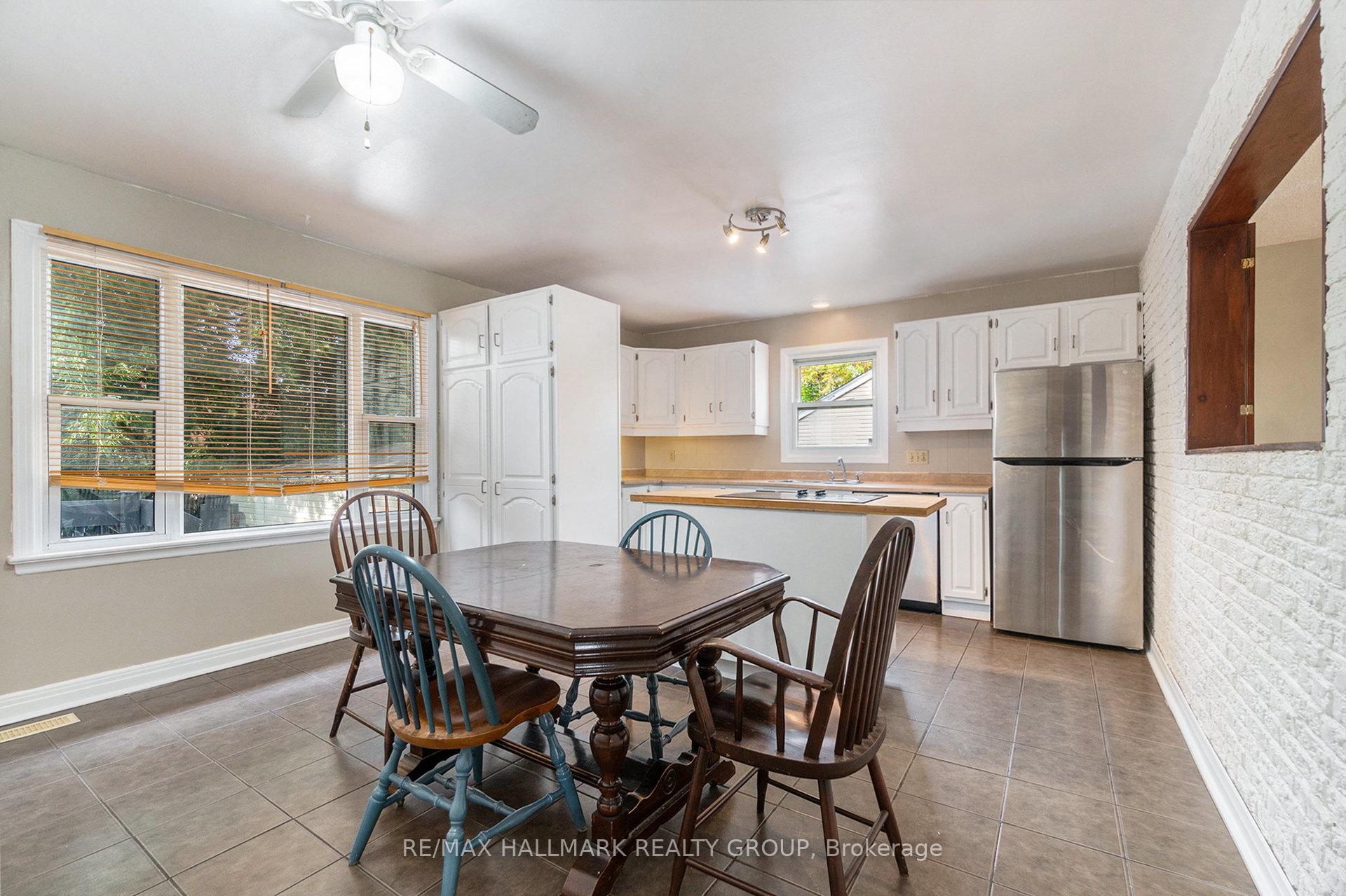 Photo 4 of Unit 1, 426 Blake Boulevard, Ottawa, Vanier — HOMEH