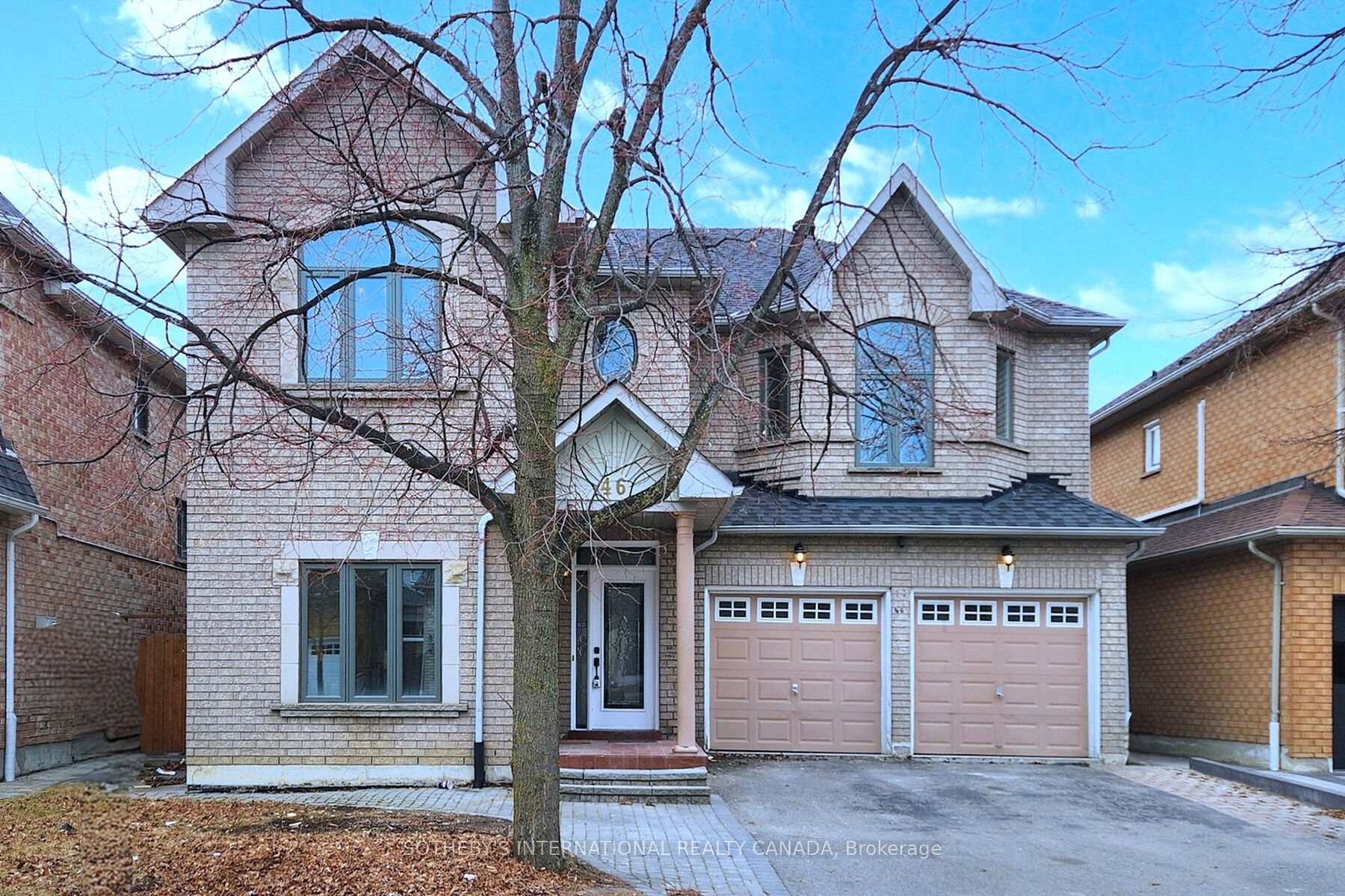 Photo 3 of 46 Forecastle Road, Vaughan, Patterson — HOMEH