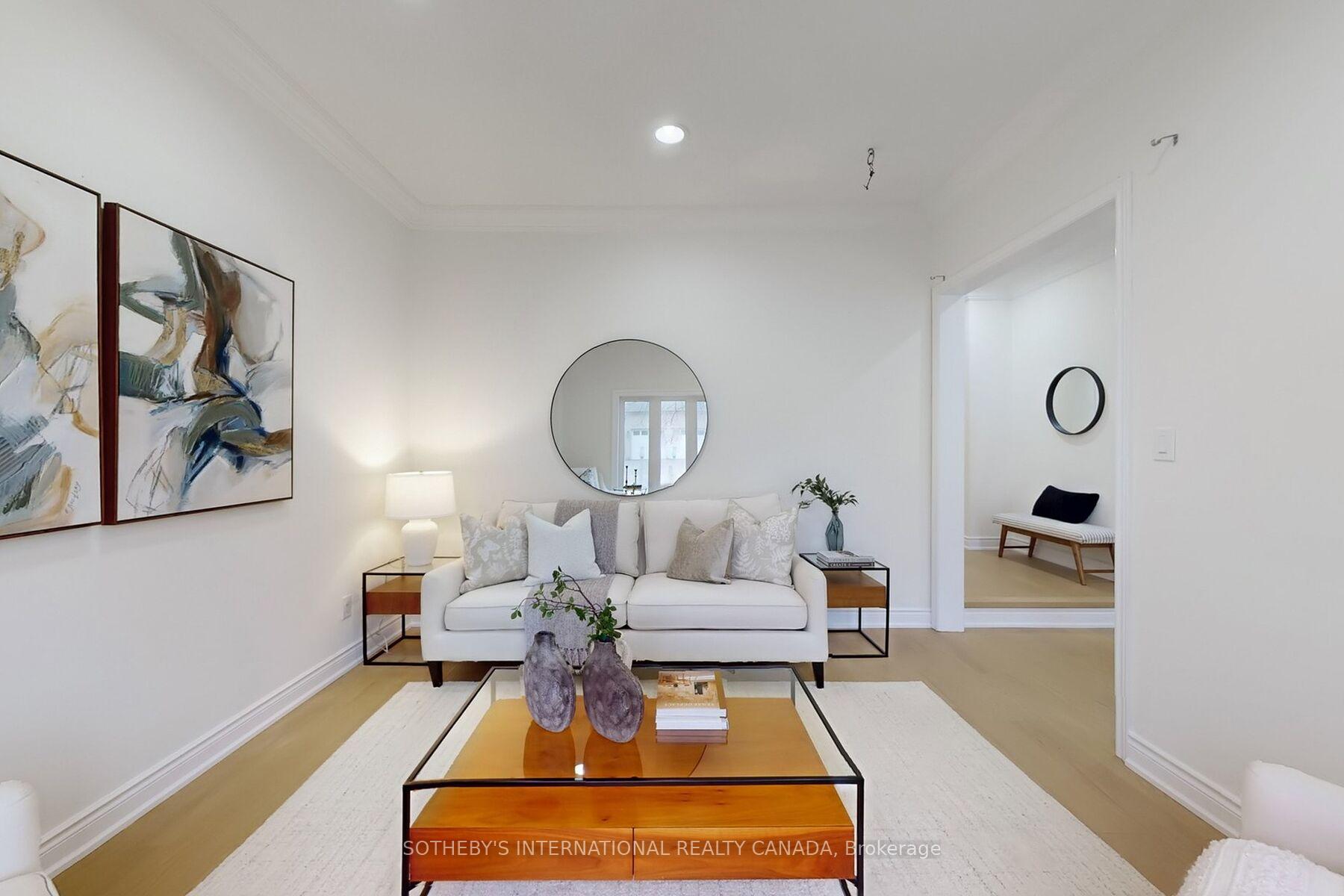 Photo 5 of 46 Forecastle Road, Vaughan, Patterson — HOMEH
