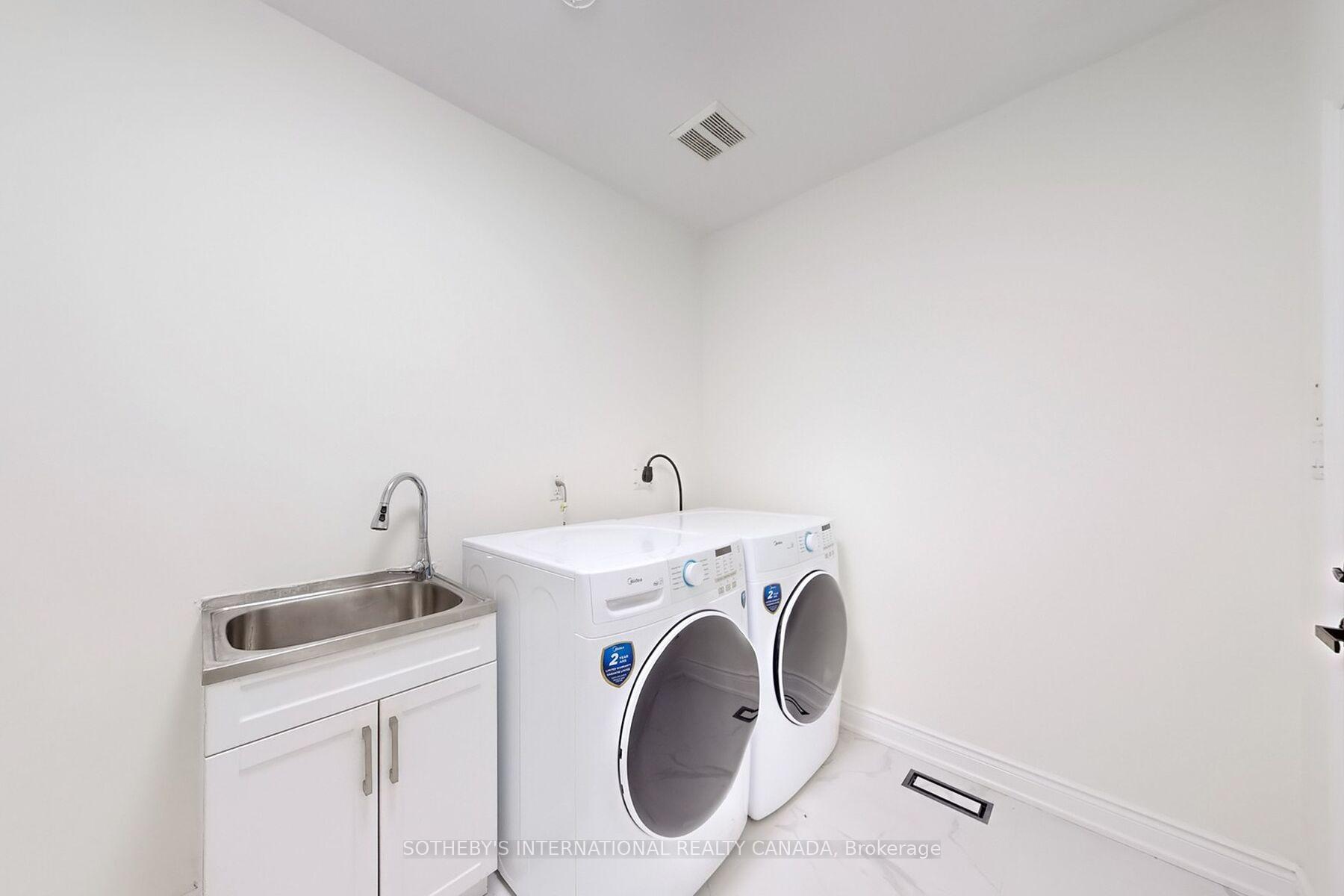 Photo 21 of 46 Forecastle Road, Vaughan, Patterson — HOMEH