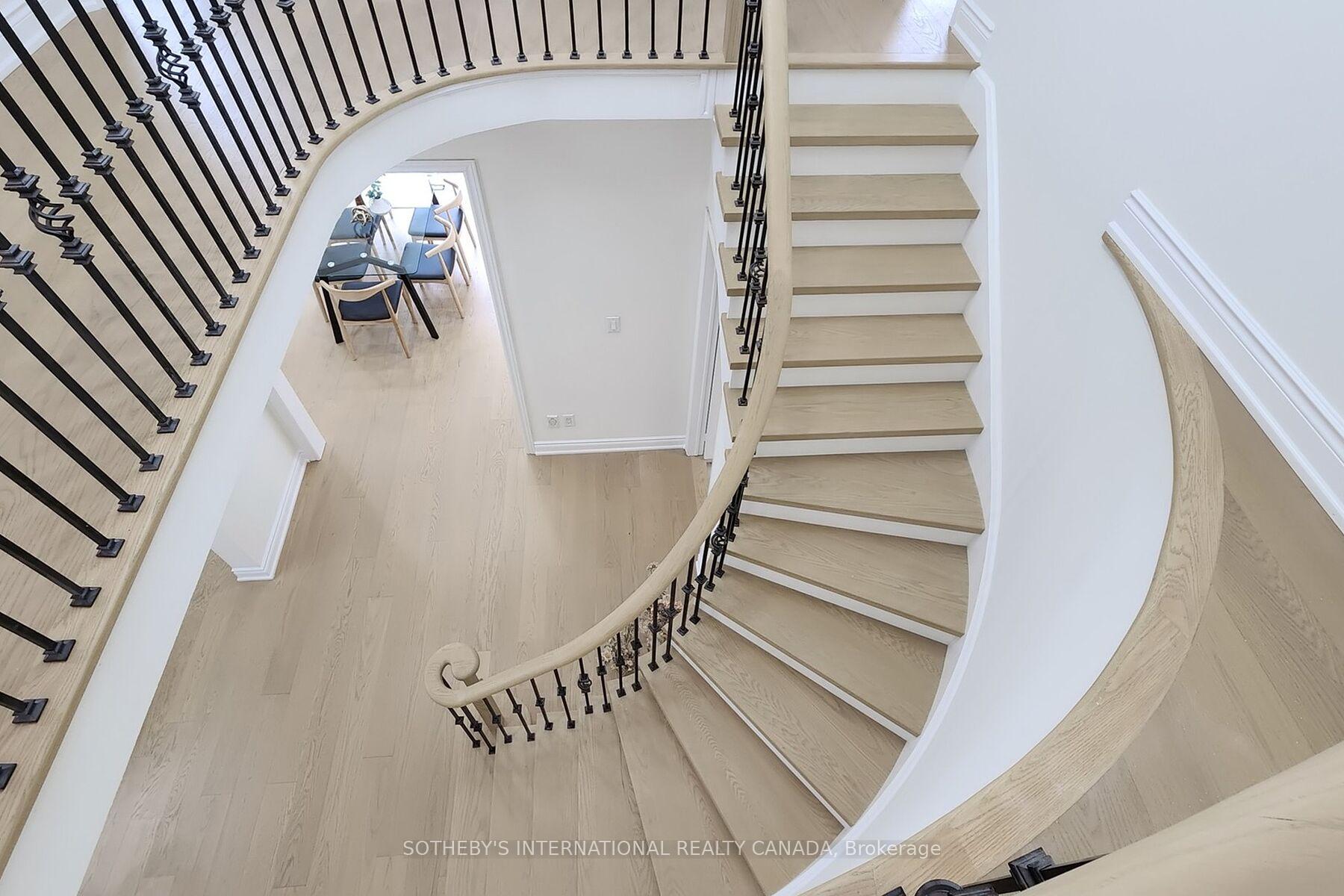 Photo 23 of 46 Forecastle Road, Vaughan, Patterson — HOMEH