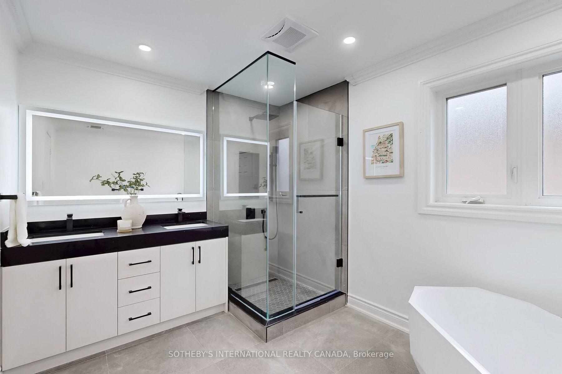 Photo 29 of 46 Forecastle Road, Vaughan, Patterson — HOMEH