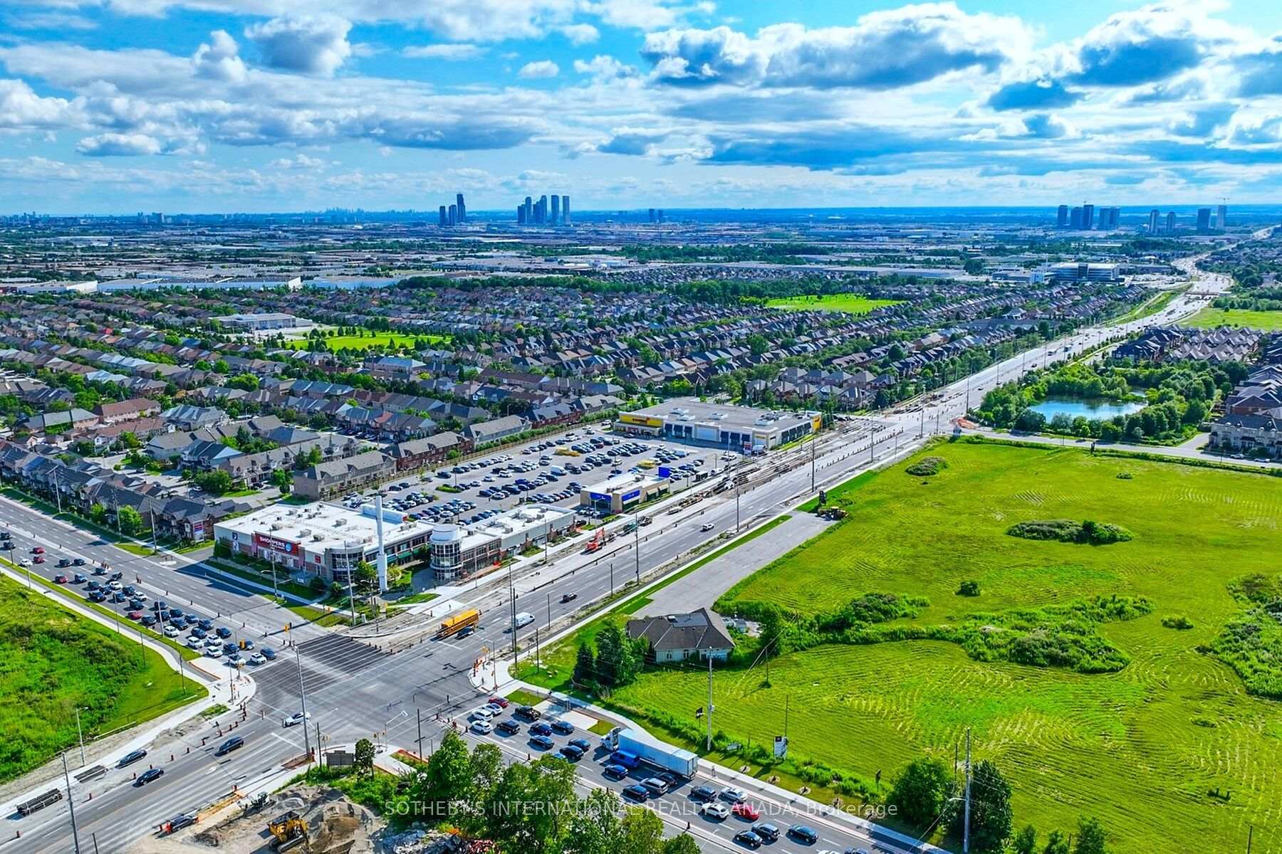 Photo 46 of 46 Forecastle Road, Vaughan, Patterson — HOMEH