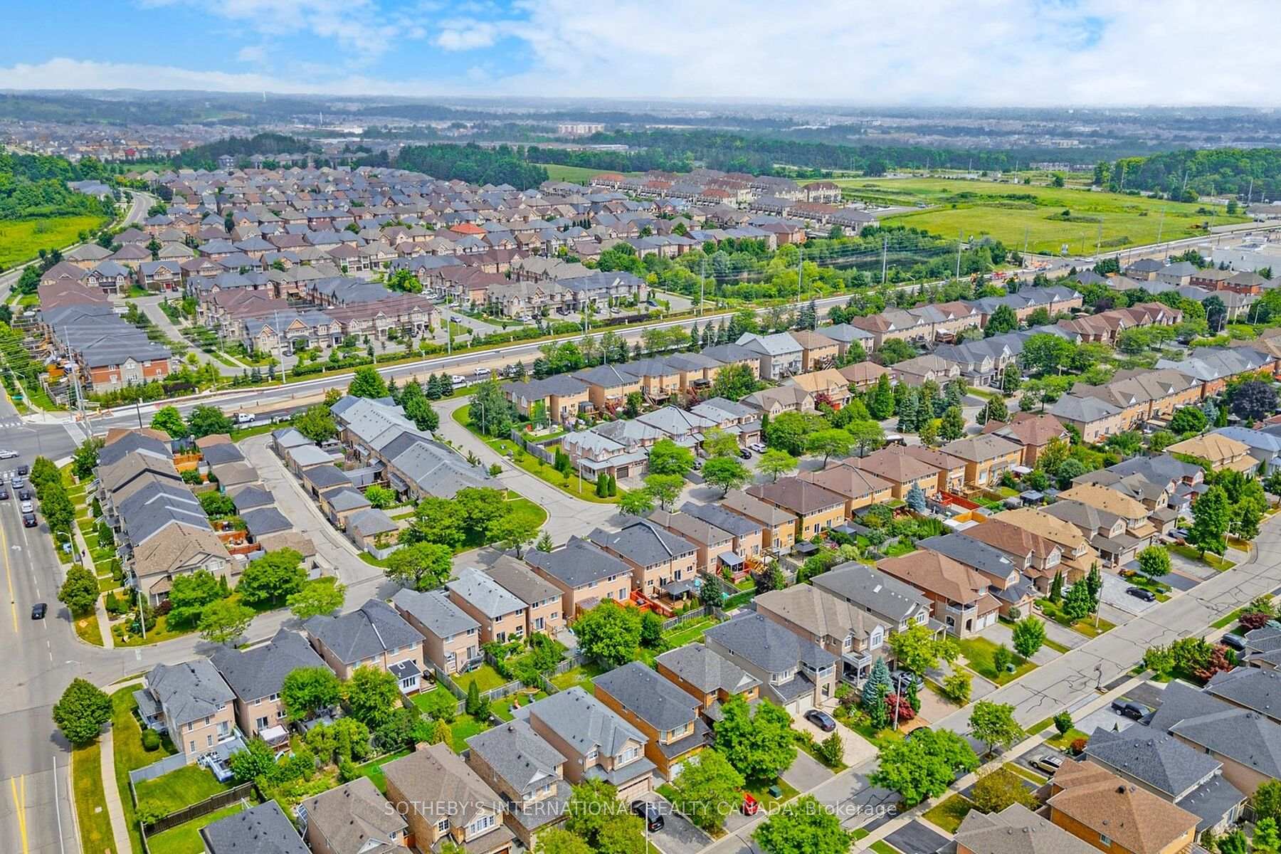 Photo 49 of 46 Forecastle Road, Vaughan, Patterson — HOMEH