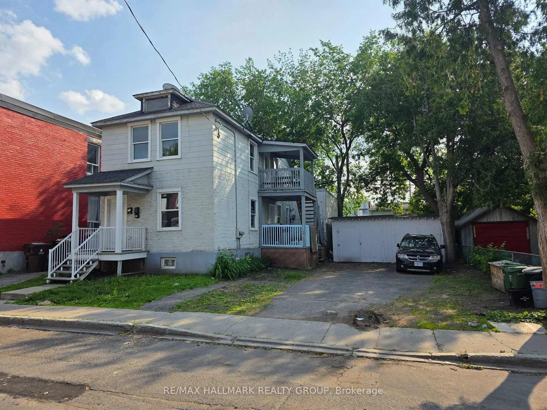 Photo of 266 Emond Street