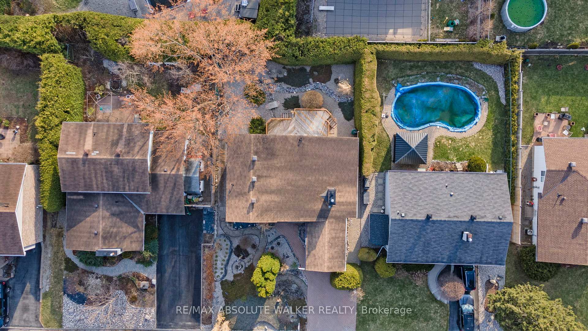 Photo 24 of 556 Buchanan Crescent, Ottawa, Beacon Hill North — HOMEH
