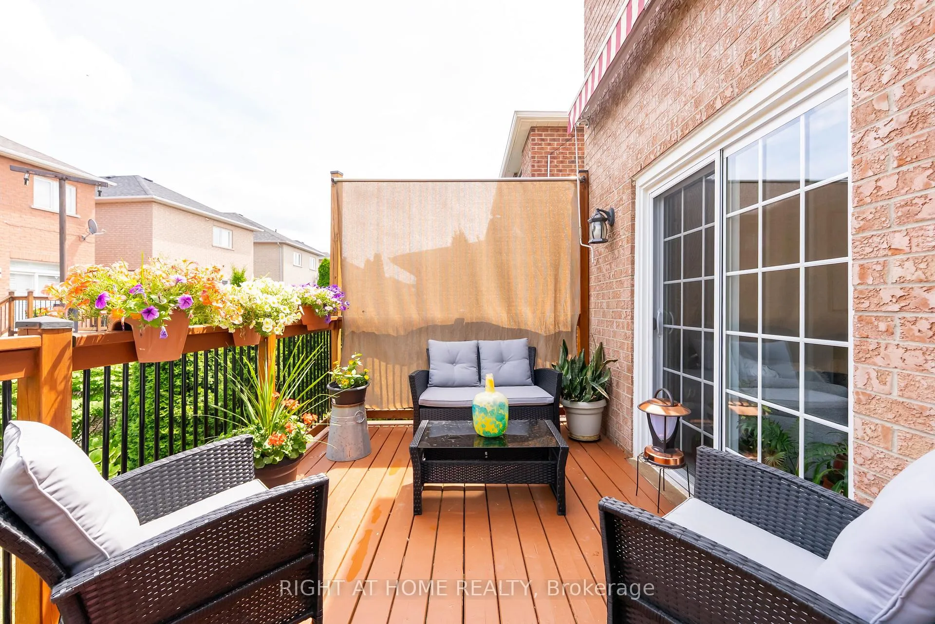 Photo 13 of 259 Tall Grass Trail, Vaughan, East Woodbridge — HOMEH