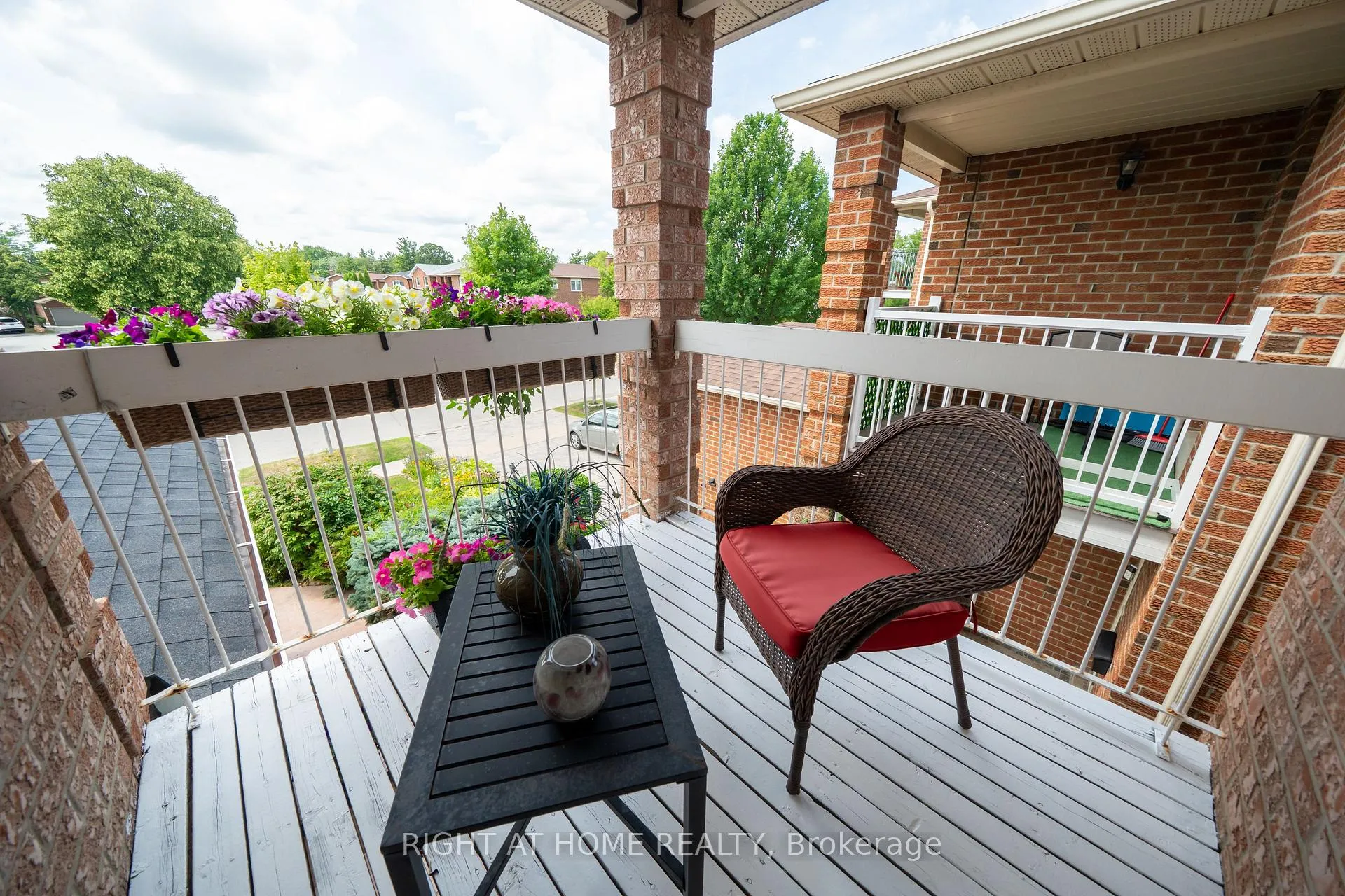 Photo 17 of 259 Tall Grass Trail, Vaughan, East Woodbridge — HOMEH