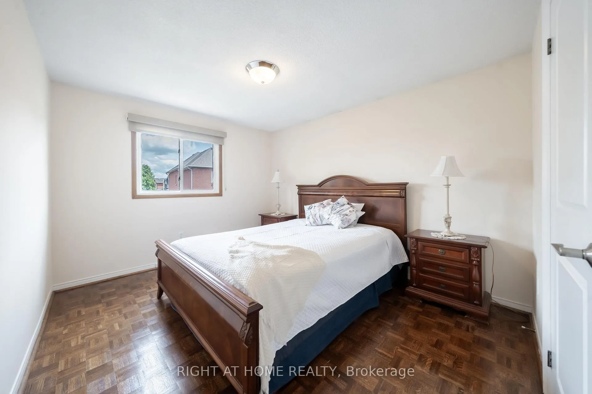 Photo 18 of 259 Tall Grass Trail, Vaughan, East Woodbridge — HOMEH