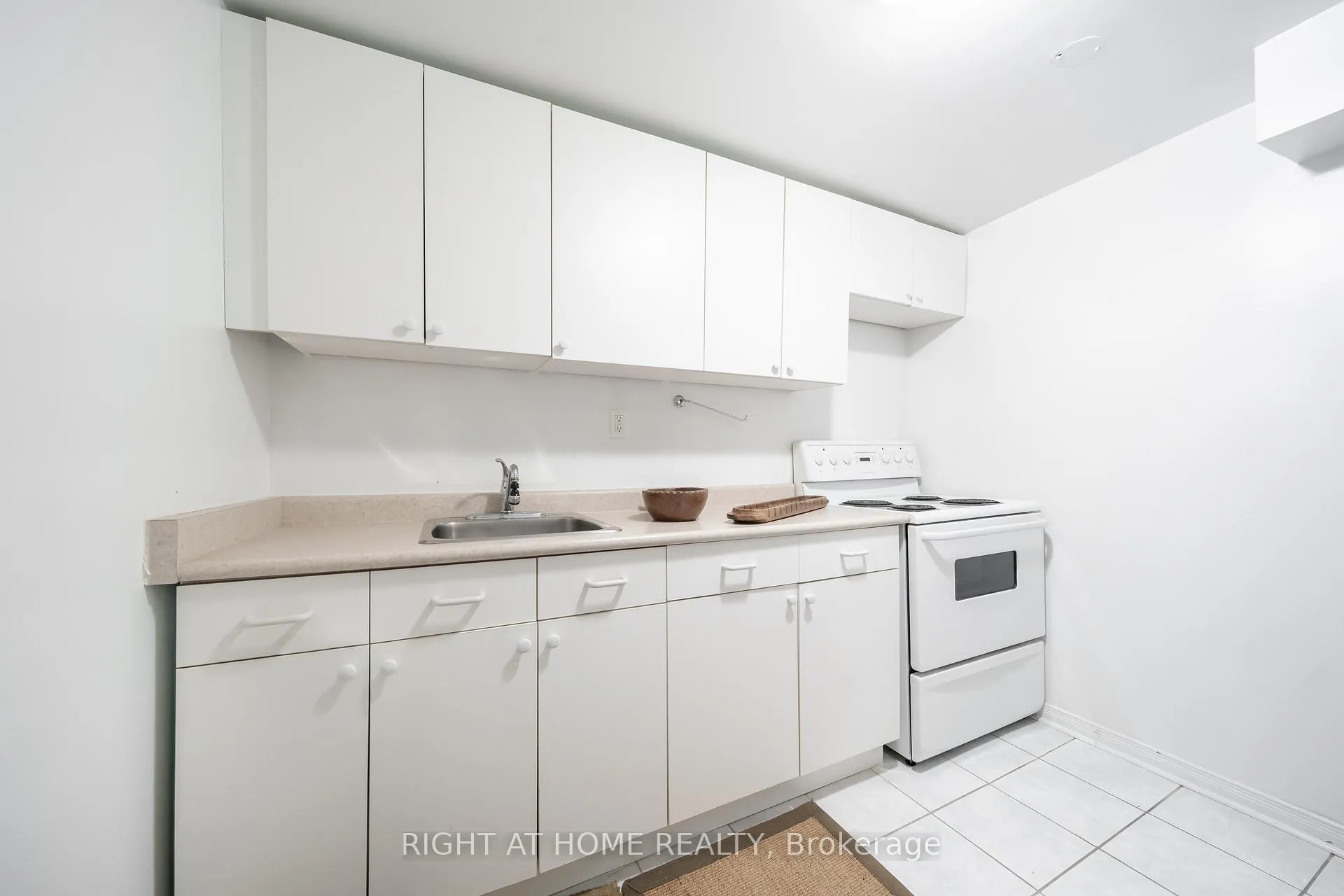 Photo 27 of 259 Tall Grass Trail, Vaughan, East Woodbridge — HOMEH