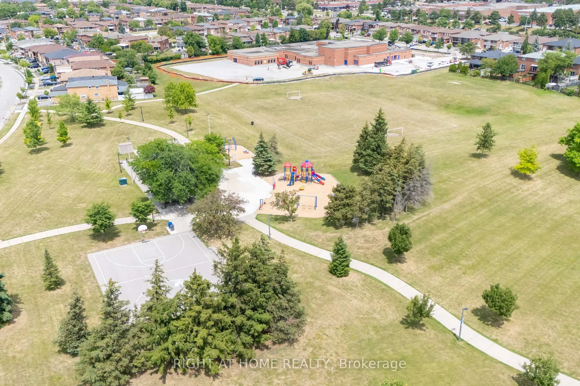 Photo 29 of 259 Tall Grass Trail, Vaughan, East Woodbridge — HOMEH