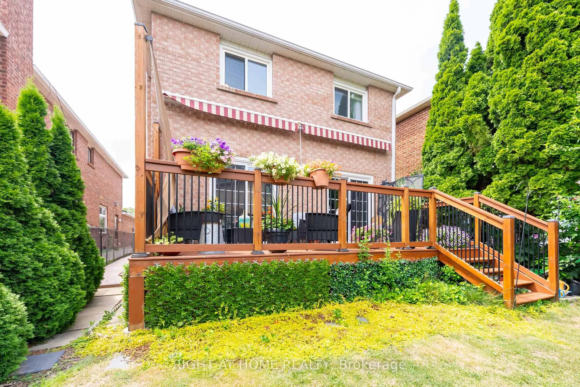 Photo 33 of 259 Tall Grass Trail, Vaughan, East Woodbridge — HOMEH