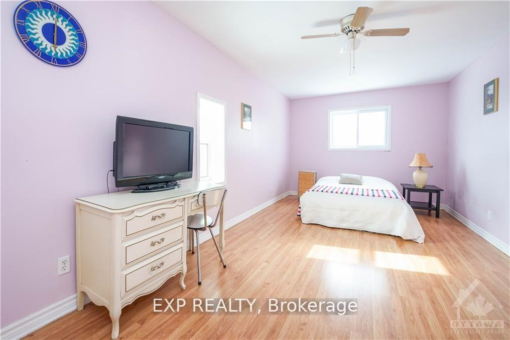 Photo 10 of 310 Shakespeare Street, Ottawa, Vanier — HOMEH