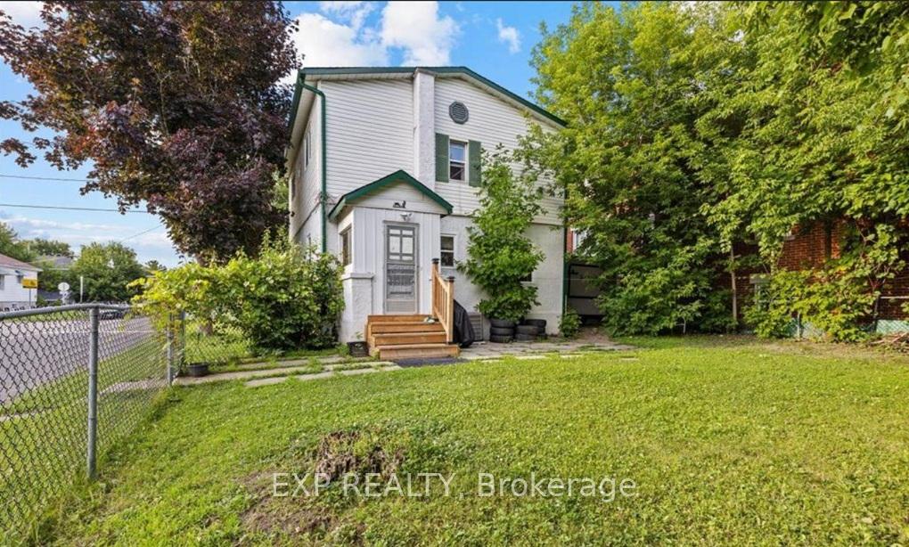 Photo 25 of 310 Shakespeare Street, Ottawa, Vanier — HOMEH