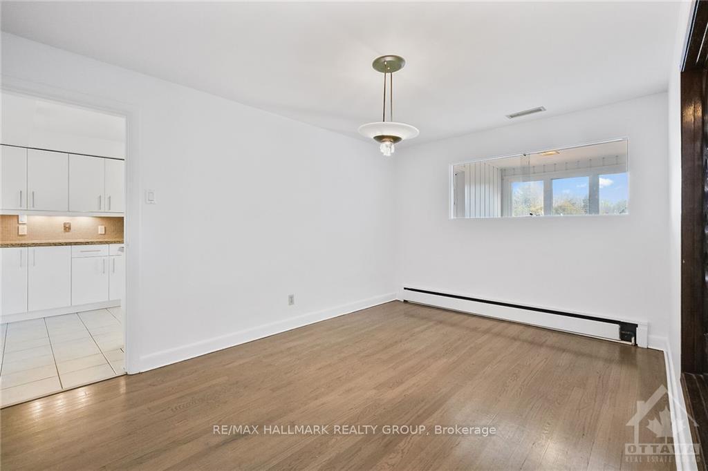 Photo 10 of 628 Thessaly Circle, Ottawa, Alta Vista/Faircrest Heights — HOMEH
