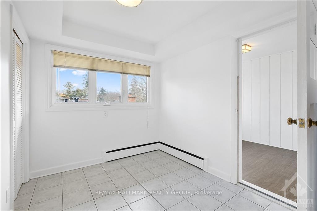 Photo 16 of 628 Thessaly Circle, Ottawa, Alta Vista/Faircrest Heights — HOMEH