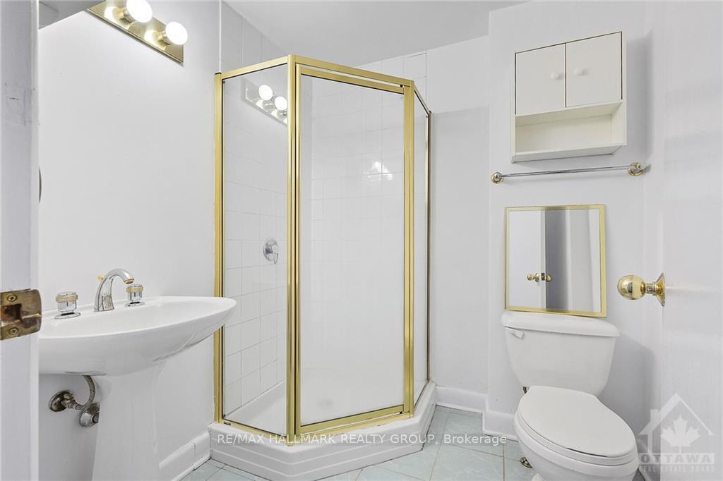 Photo 21 of 628 Thessaly Circle, Ottawa, Alta Vista/Faircrest Heights — HOMEH