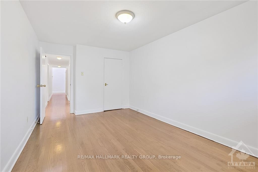 Photo 27 of 628 Thessaly Circle, Ottawa, Alta Vista/Faircrest Heights — HOMEH