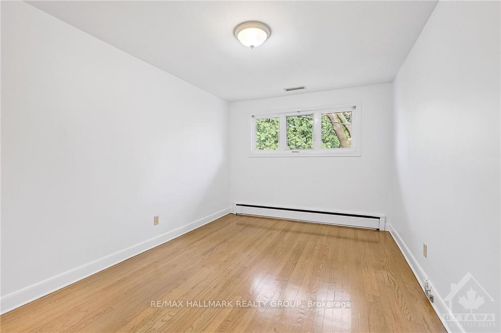 Photo 23 of 628 Thessaly Circle, Ottawa, Alta Vista/Faircrest Heights — HOMEH