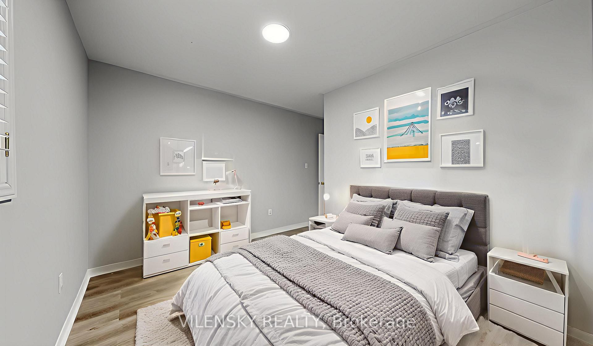 Photo 9 of 124 Foxfield Crescent, Vaughan, Patterson — HOMEH