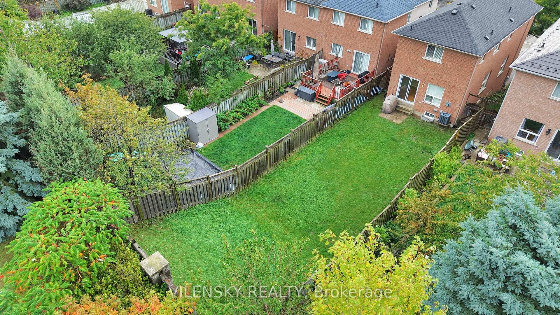 Photo 17 of 124 Foxfield Crescent, Vaughan, Patterson — HOMEH