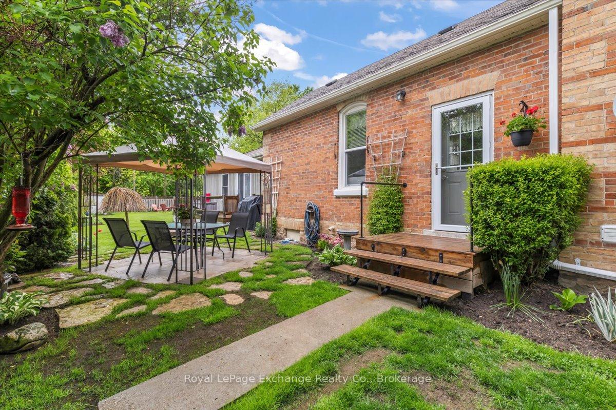 Photo 5 of 144 Yonge Street S, Arran-Elderslie — HOMEH