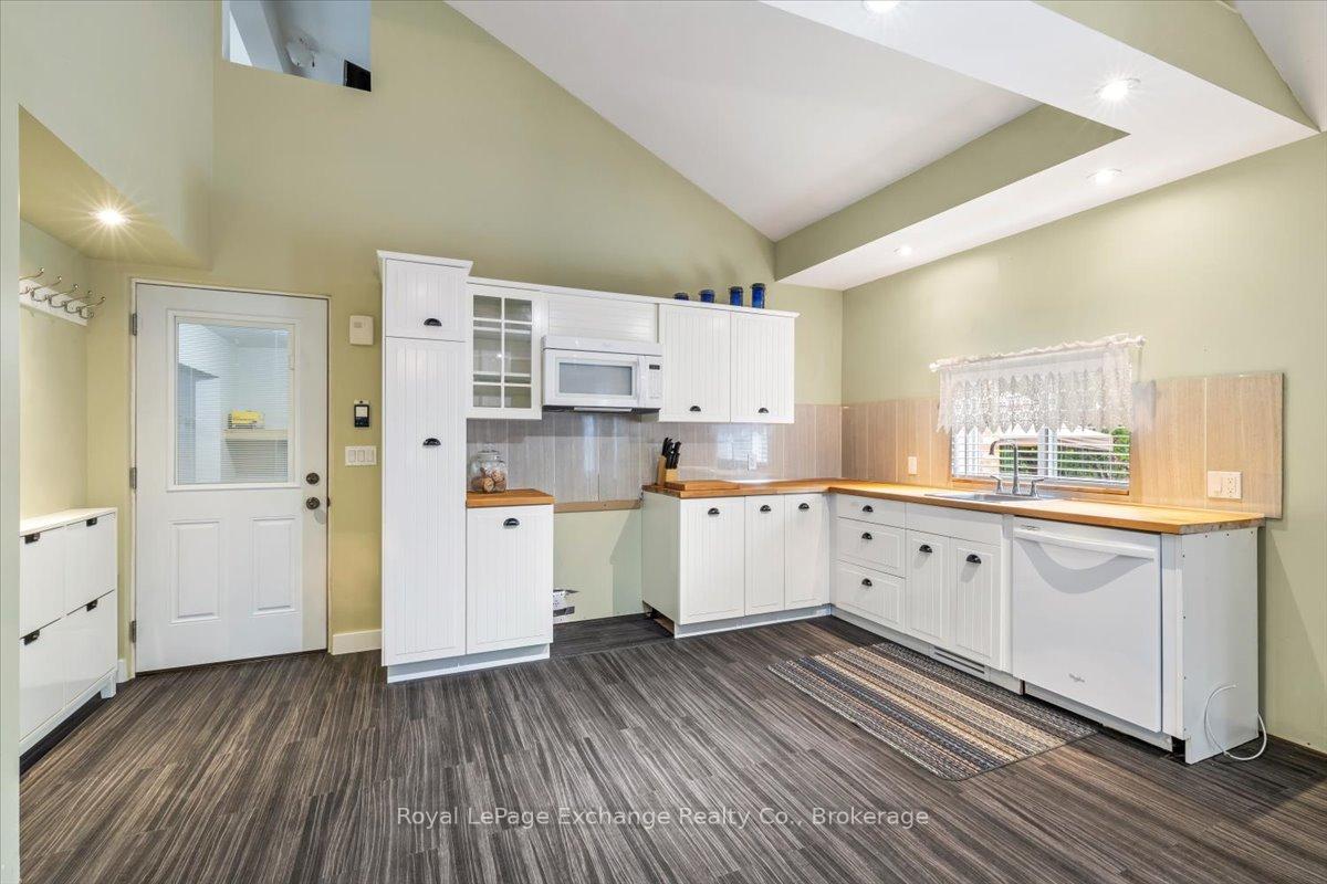 Photo 33 of 144 Yonge Street S, Arran-Elderslie — HOMEH
