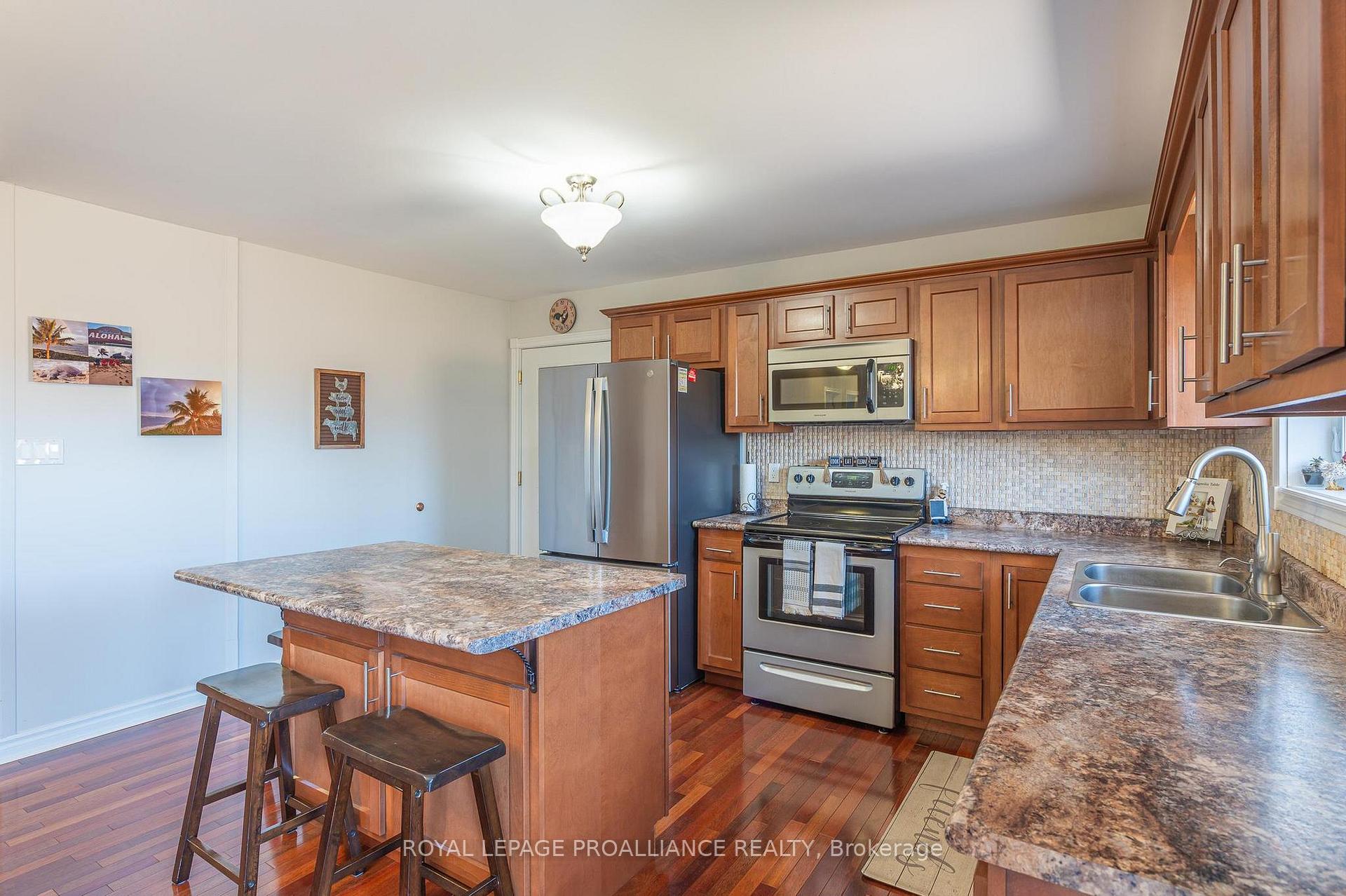 Photo 4 of 1302 Rapids Road, Tweed, Hungerford (Twp) — HOMEH