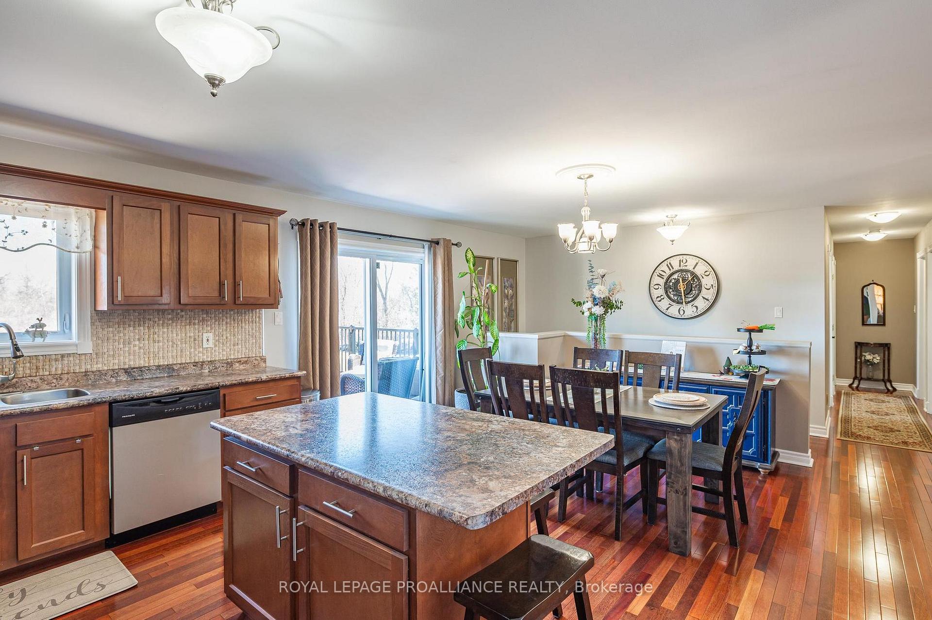 Photo 5 of 1302 Rapids Road, Tweed, Hungerford (Twp) — HOMEH