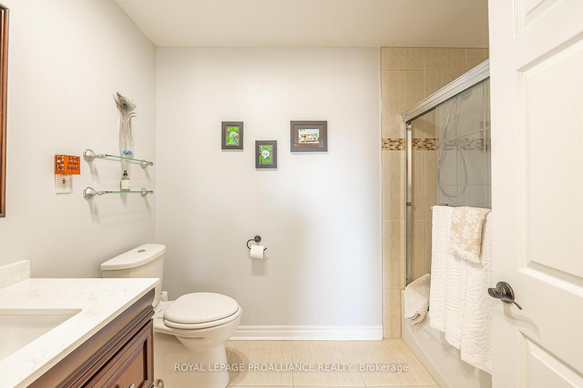 Photo 12 of 1302 Rapids Road, Tweed, Hungerford (Twp) — HOMEH