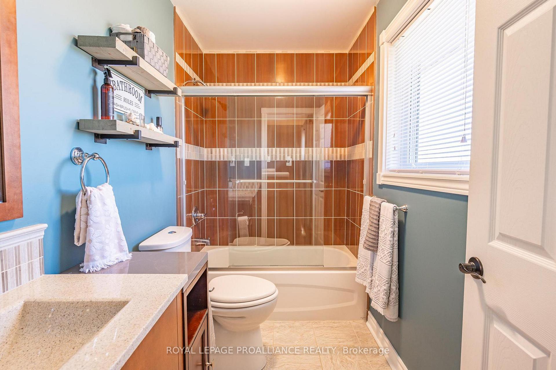 Photo 13 of 1302 Rapids Road, Tweed, Hungerford (Twp) — HOMEH