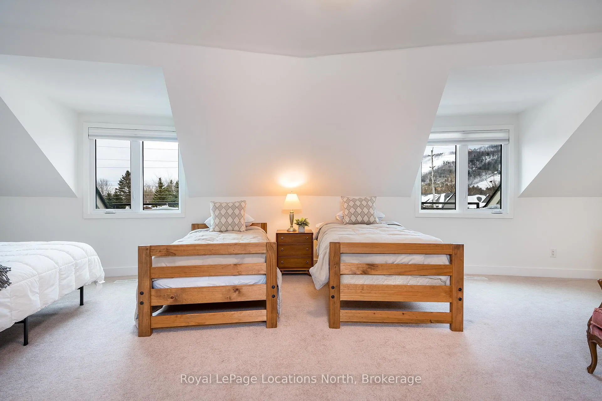 Photo 22 of Unit 22, 104 Farm Gate Road, Blue Mountains — HOMEH