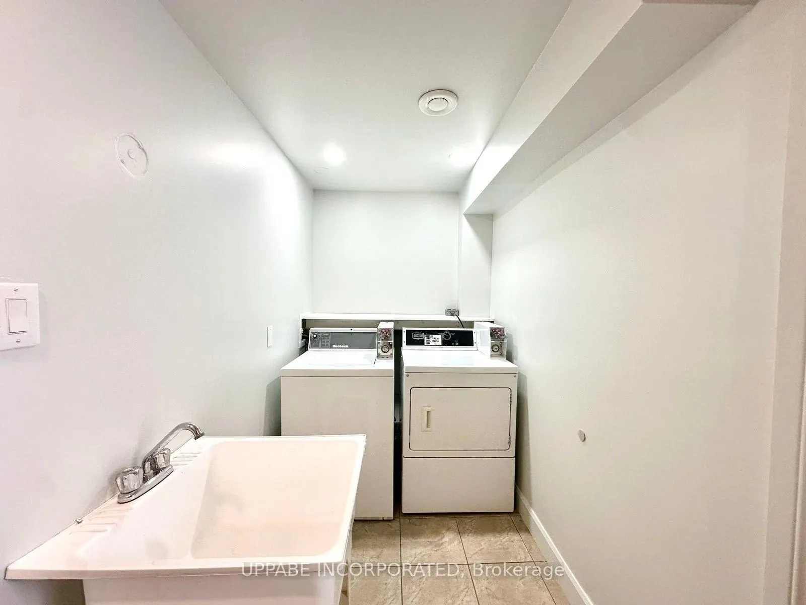 Photo 10 of Unit Unit 3, 240 Marier Avenue, Ottawa, Vanier — HOMEH