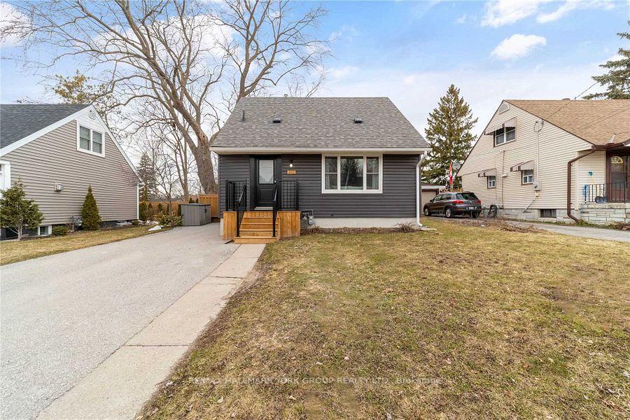 Photo 1 of 102 Gunn Street, Barrie, Wellington — HOMEH