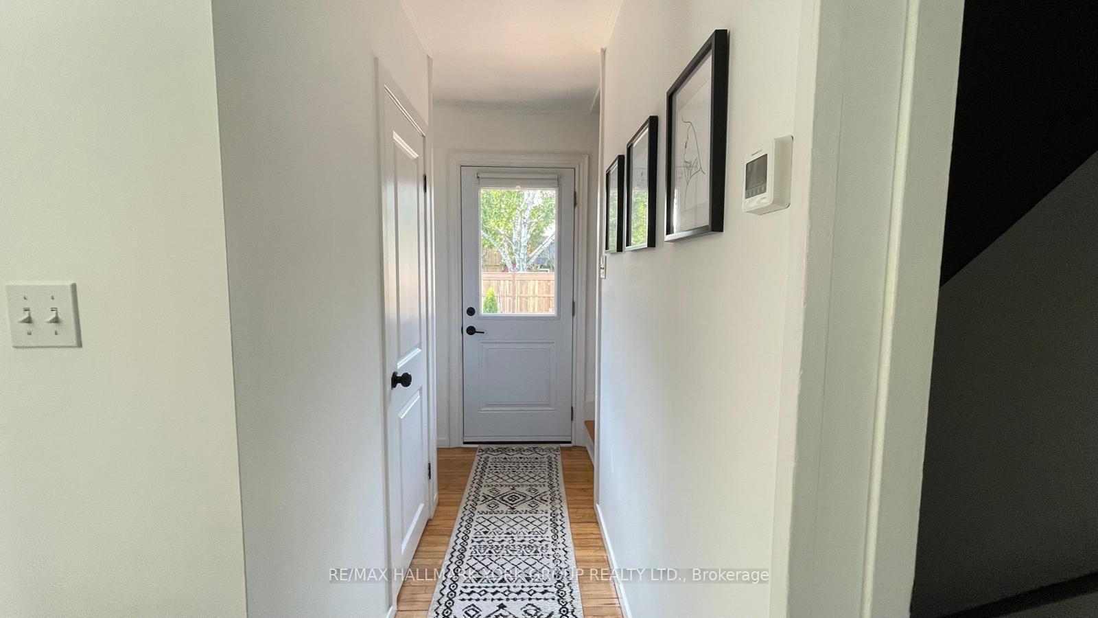 Photo 7 of 102 Gunn Street, Barrie, Wellington — HOMEH