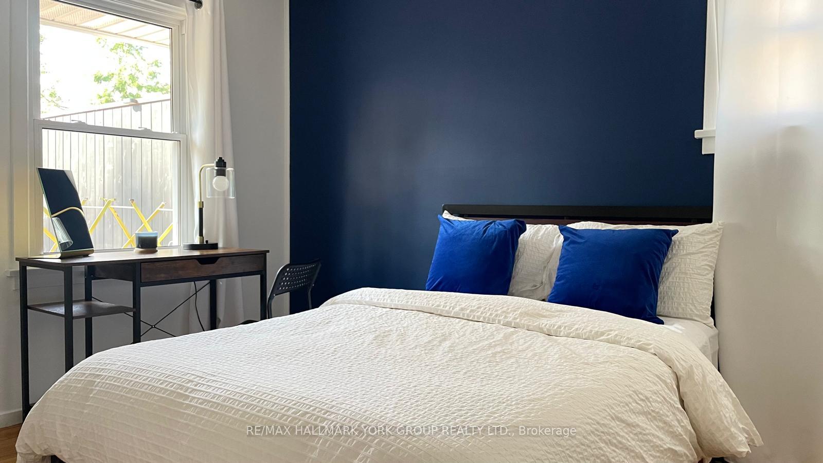 Photo 15 of 102 Gunn Street, Barrie, Wellington — HOMEH