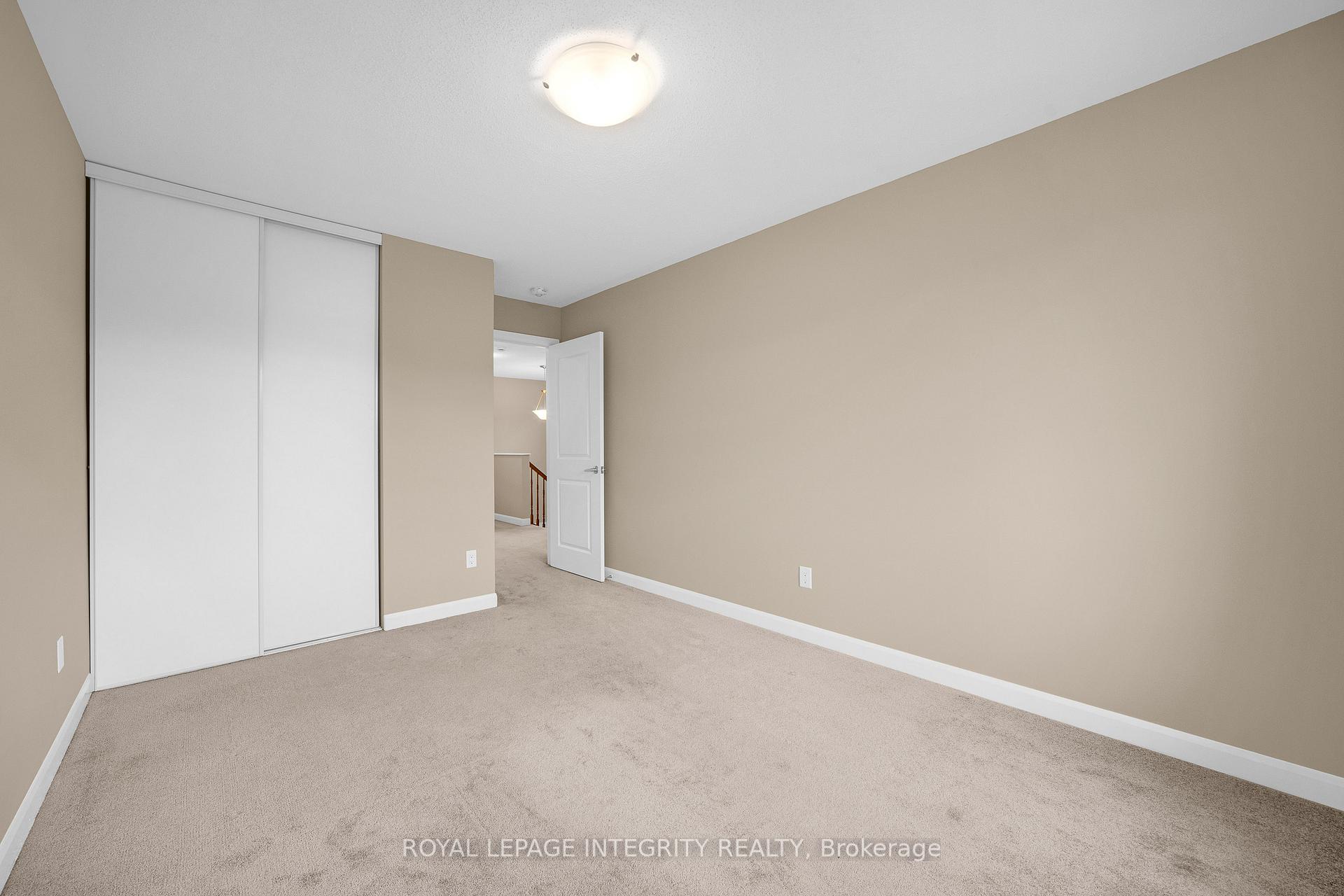 Photo 25 of 210 Geyser Place, Ottawa, Barrhaven - Hearts Desire — HOMEH